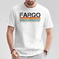 Fargo City レトロ ヴィンテージ ストライプ ギフトとお土産 Tシャツ 面白い贈り物
