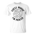 ボディピアス Guess Where I'm Pierced アンティーク調デザイン Tシャツ