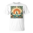 夕焼けの戦士ポーズ、ヨガの自然のイラスト、花柄。 Tシャツ