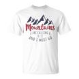 山が呼んでいるし、私は行かなければならない Wanderlust Tシャツ
