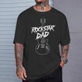 Diseño De Guitarra Rockstar Dad Camiseta unisex Regalos para él
