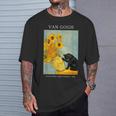 面白いゴッホ風変わりな猫とひまわりの花瓶パロディアート Tシャツ 彼への贈り物