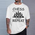 Chess Play チェス盤 チェスマット ギフトアイデア Tシャツ 彼への贈り物