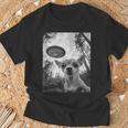 Alien Ufo Meme Chihuahua エイリアン Ufo ミーム チワワ Tシャツ 高齢者への贈り物
