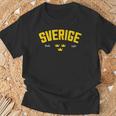 Sverige スウェーデン トレ クロナー スウェーデン ホリデー Tシャツ 高齢者への贈り物