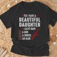 メンズ Yes I Have A Beautiful Daughters I Also Havearcastic Tシャツ 高齢者への贈り物