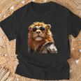 サングラスをかけたライオン 動物大好きライオン かわいいライオン Tシャツ 高齢者への贈り物