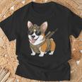 タクティカル コーギー 犬種 戦士 動物 しゃれ ミーム Tシャツ 高齢者への贈り物