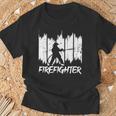 面白い消防士消防チーム消防団 Tシャツ 高齢者への贈り物