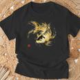 鯉 黒金 アクアリウム ニシキゴイ 観賞魚 イラスト Tシャツ 高齢者への贈り物