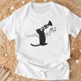 トランペット奏者猫 Tシャツ 高齢者への贈り物