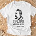 フリードリヒ・ニーチェ哲学 ドイツ哲学 Tシャツ 高齢者への贈り物