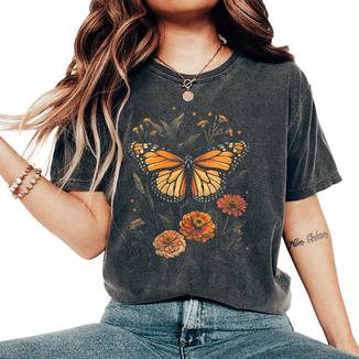Vintage Monarch Butterfly Cute Zinnias Flower Girl Plant Mom Women's Oversized Comfort T-Shirt - Monsterry